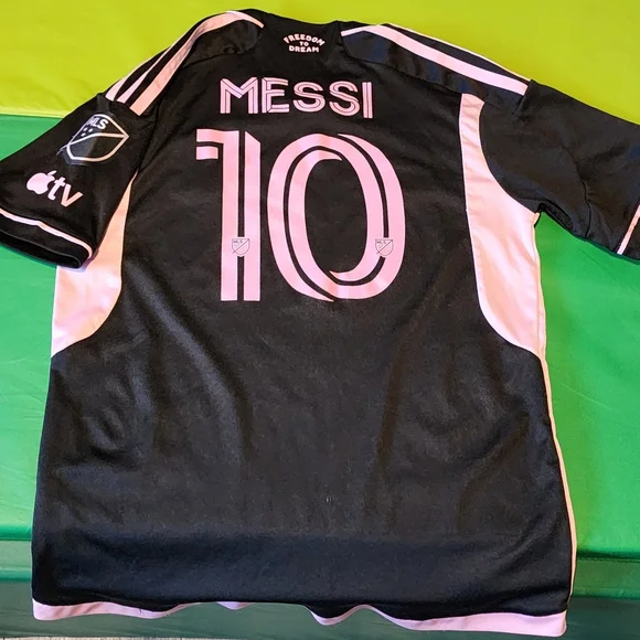 Adidas Youth Inter Miami Messi Jersey - Picture 2 of 3